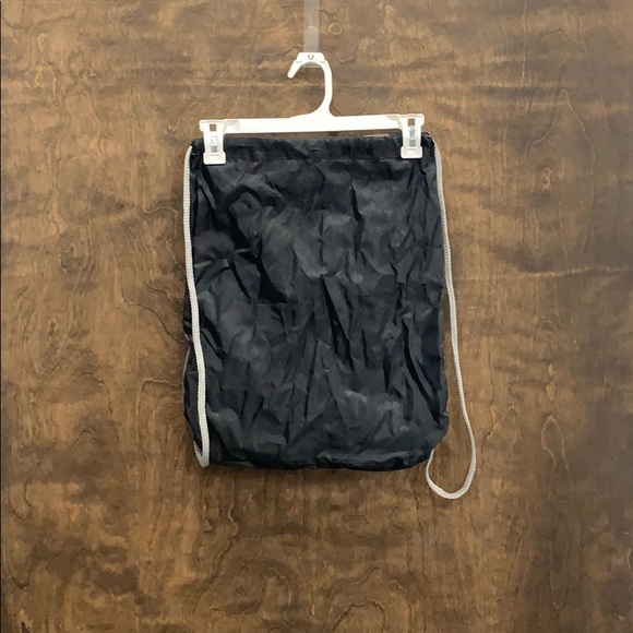 Drawstring bag - Picture 2 of 2